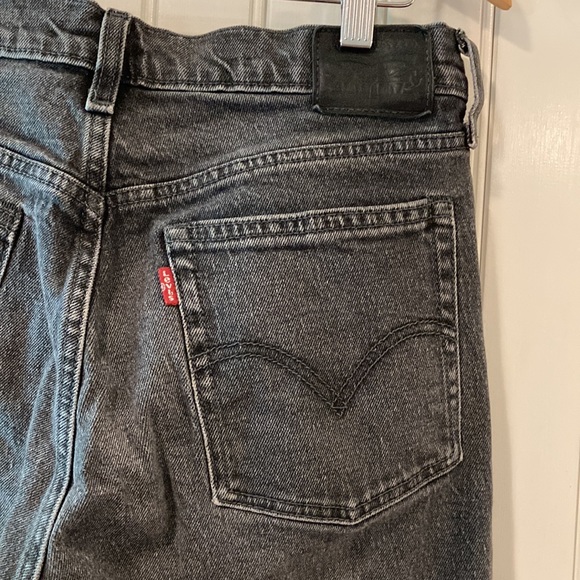 Levi’s black stonewashed jeans - size 29 - Picture 4 of 4